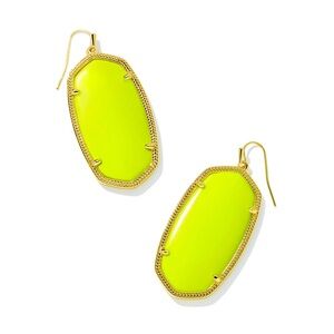 Kendra Scott Danielle Gold Statement Earrings in Neon Magnesite